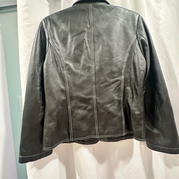 Nuage 100% leather. Black Leather Jacket - Picture 5 of 7